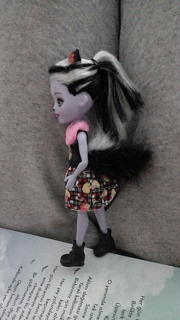 Beden Monster High Oyuncak Bebek