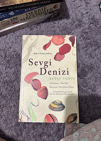 Sevgi Denizi - Betsy Tobin