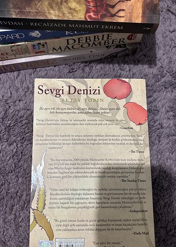  Sevgi Denizi - Betsy Tobin