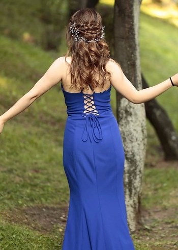 Saks mavisi sırtı ip bağlamalı balık model abiye elbise - Görsel 3