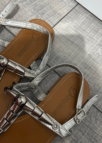 Divarese sandalet - Görsel 3