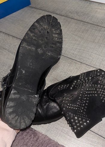 Zara zımbalı Sivri Tokalı Siyah Deri Bot - Görsel 2