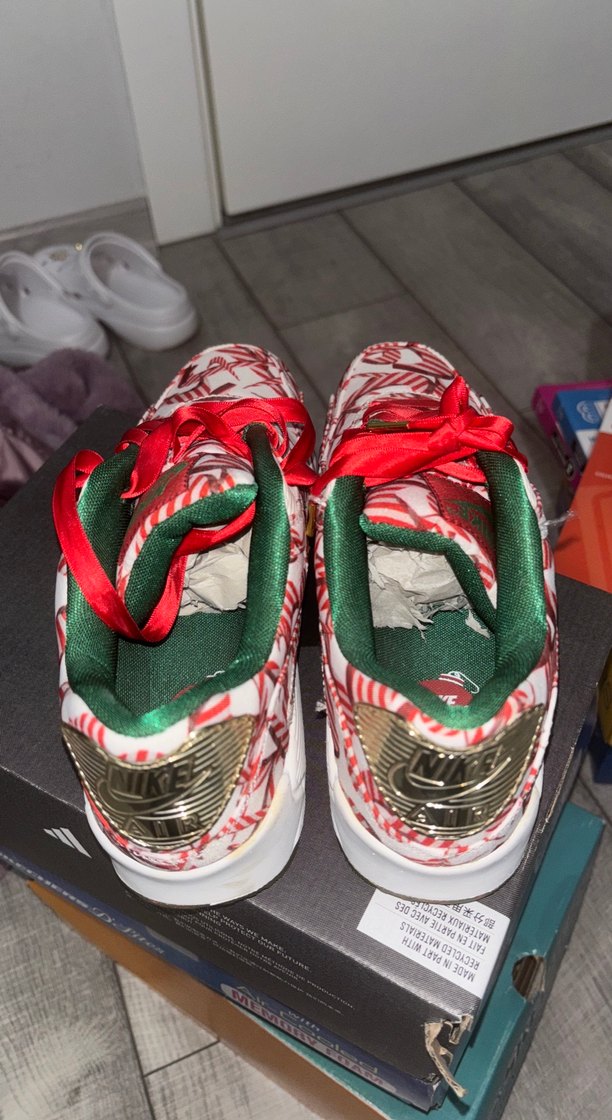 Nike Air Max yılbaşı temalı orjinal hiç giyilmedi - Görsel 5