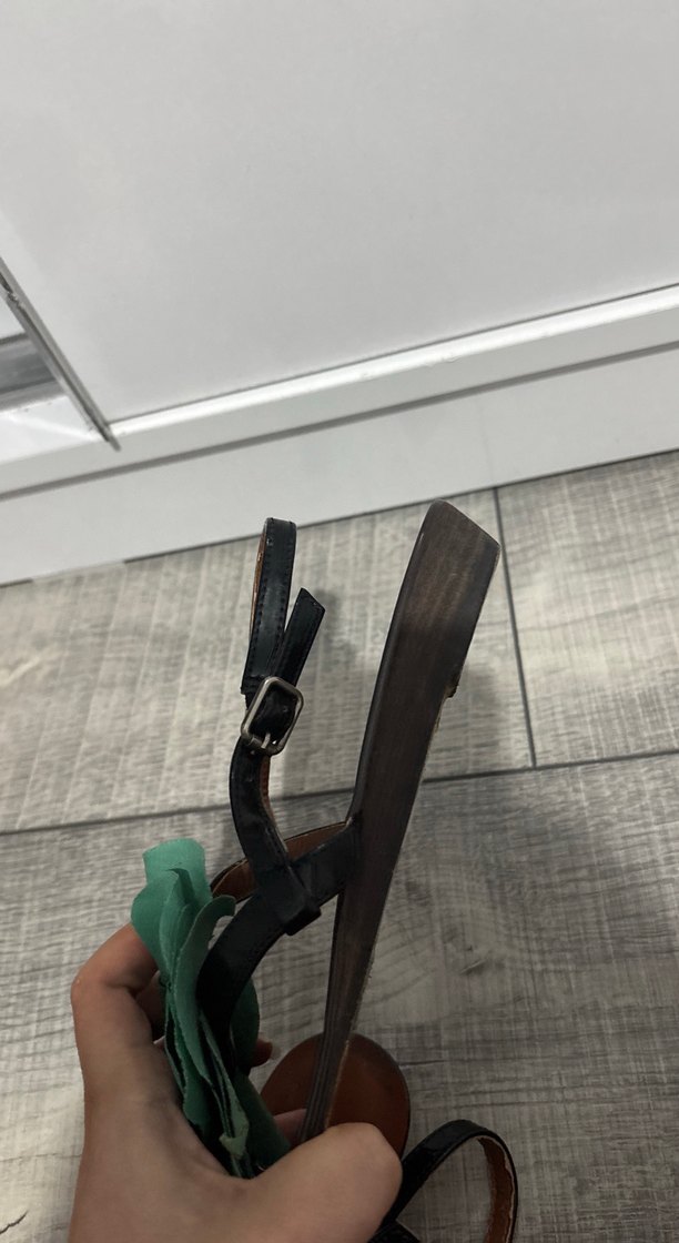 Yeşil Çiçek Detaylı Kadın Sandalet Steve madden - Görsel 3