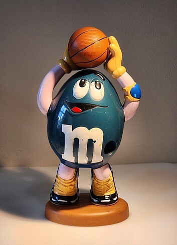  m&m basketbol konseptinde şekerlik