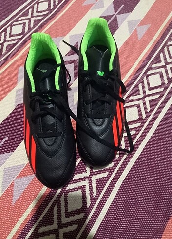 Adidas krampon