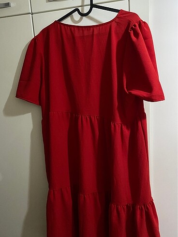 44 Beden kırmızı Renk Elbise