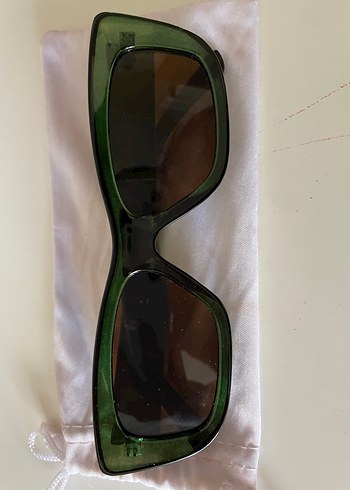 Kadın Güneş Gözlüğü - Görsel 3