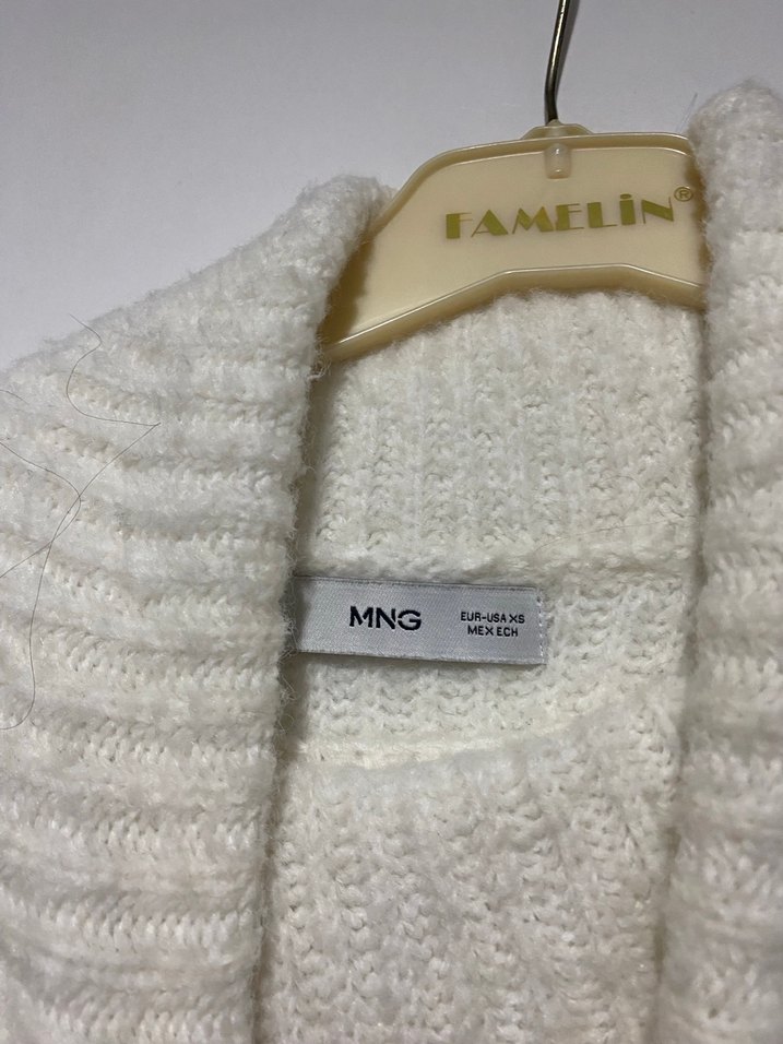 Beyaz Boğazlı Örgü Kadın Kazak - Görsel 2