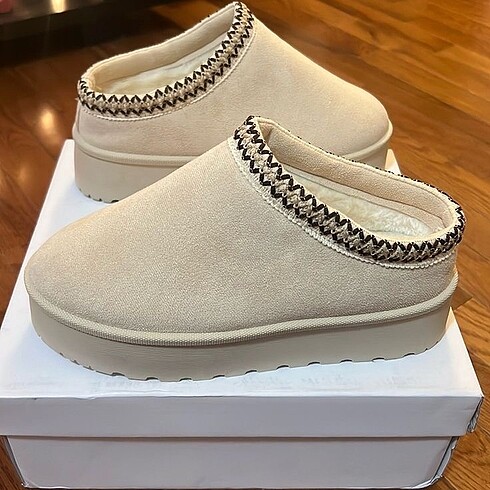 Ugg bot