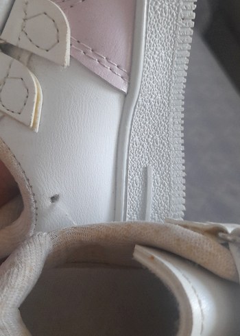 23 Beden beyaz Renk Kız Çocuk Beyaz Cırt Cırtlı Spor Ayakkabı