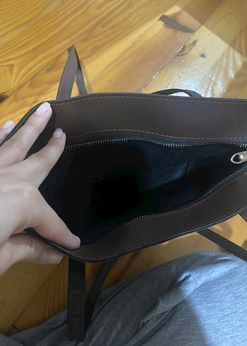 Kahverengi Deri Fermuarlı Kadın Çantası - Görsel 3