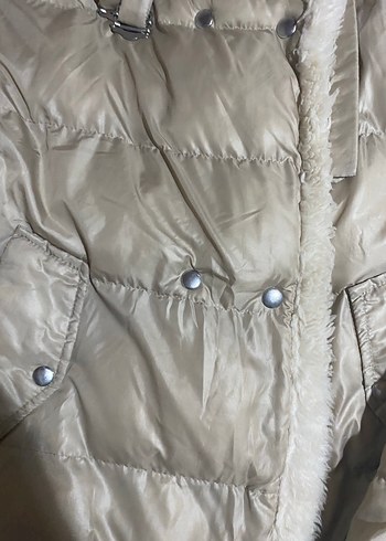 Kürk Detaylı Bej Kadın Kışlık Mont - Görsel 4