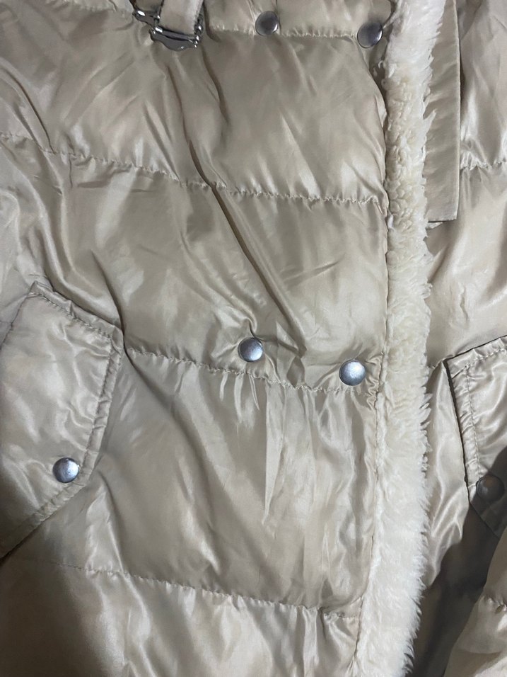 Kürk Detaylı Bej Kadın Kışlık Mont - Görsel 4