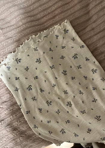 Beyaz çicekli üst atlet - Görsel 5