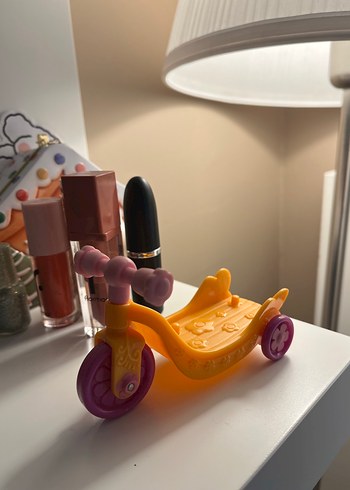 My Little Pony Fluttershy ın scooter ı - Görsel 5