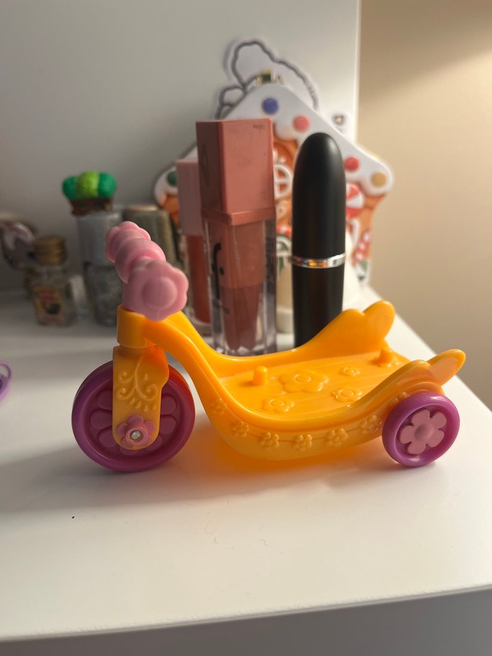 My Little Pony Fluttershy ın scooter ı - Görsel 2