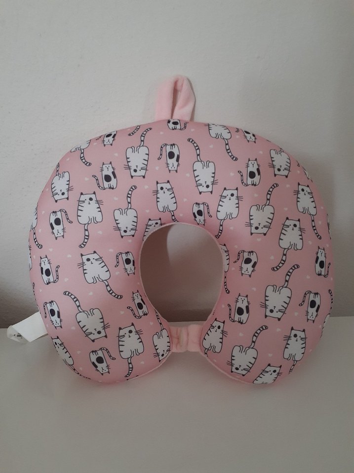 Pembe Baskılı Seyehat Yastığı - Görsel 3