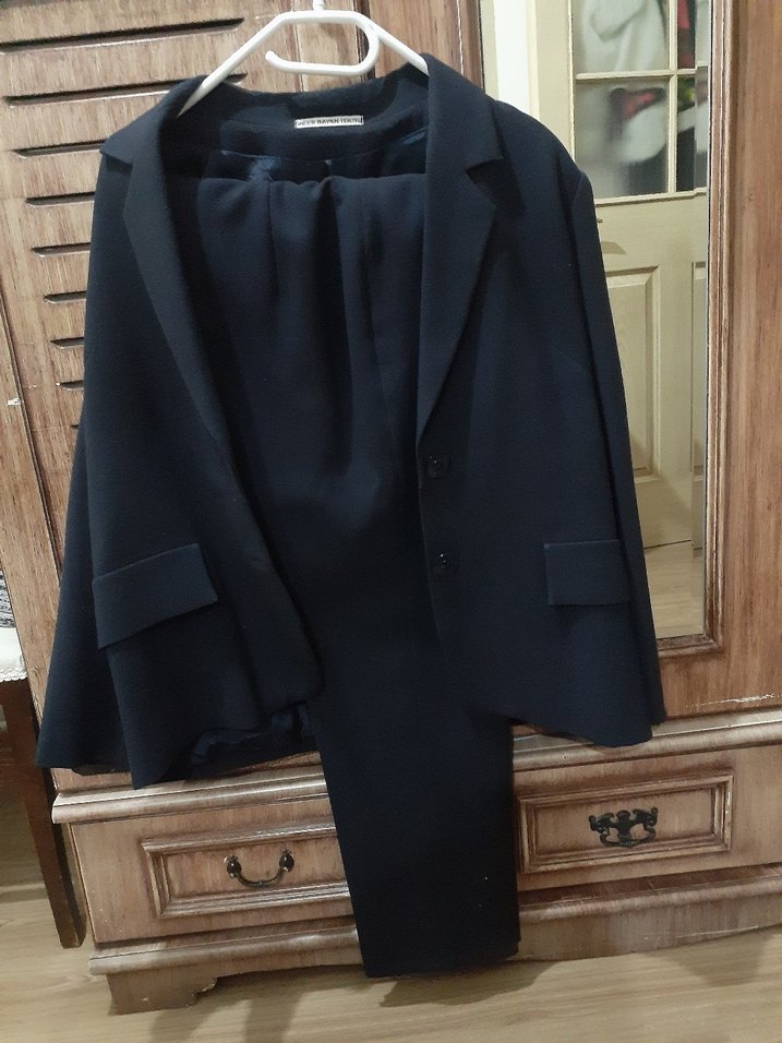 Kadın Lacivert Düğmeli Ofis Blazer Ceketli Takım - Görsel 5