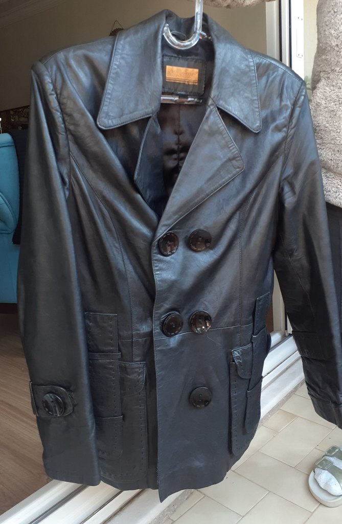 Düğmeli Siyah Kadın Deri Ceket - Görsel 2