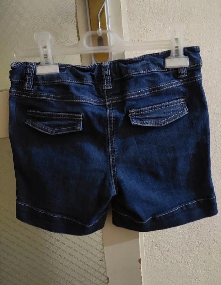 Kız Çocuk Beyaz Baskılı Tişört ve Kot Şort - Görsel 3