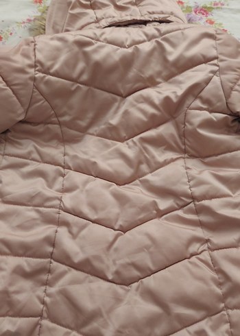 7 Yaş Beden Kız Çocuk Pembe Kürklü Kapüşonlu Mont