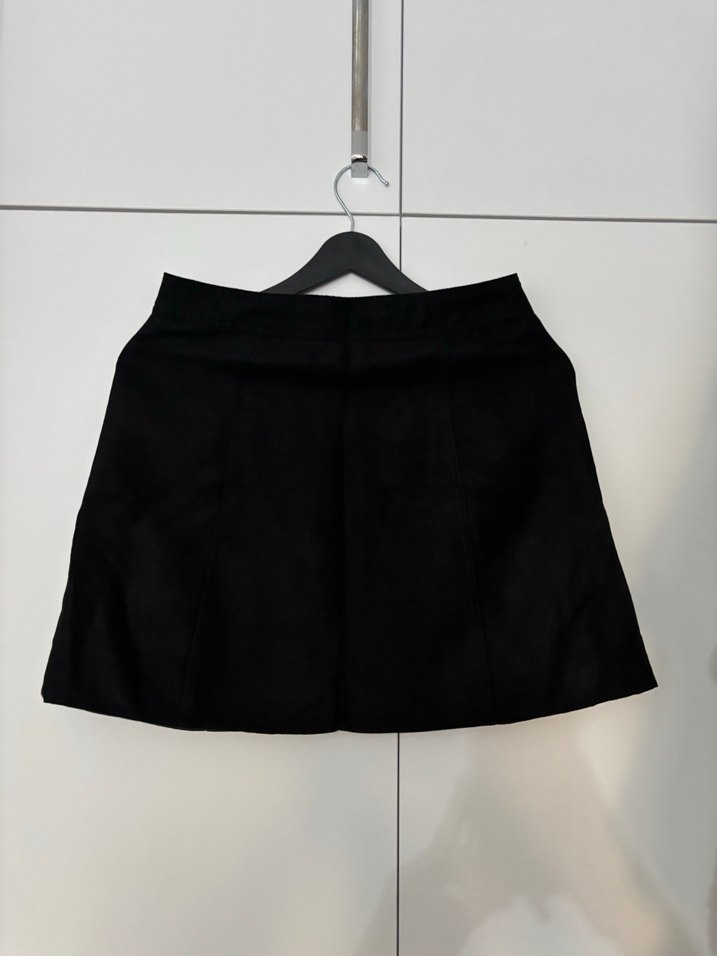 H&M Düğmeli Siyah Süet Mini Etek - Görsel 2