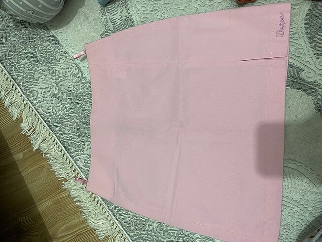 Pembe mini etek