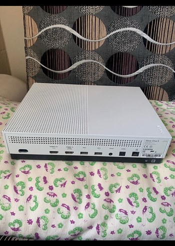 Beden Xbox one s1 Tb