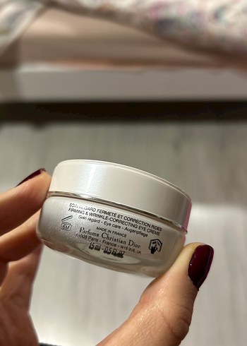 dior capture totale göz altı kremi - Görsel 3