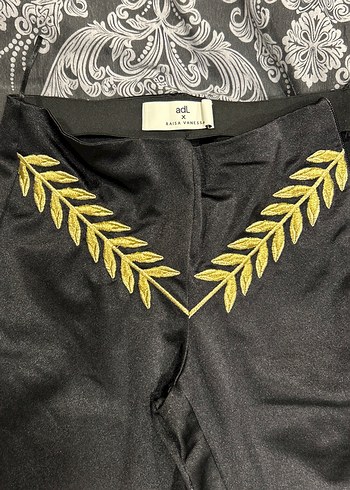 Raisa vanessa Kadın Altın Nakışlı Düğmeli Kumaş Pantolon - Görsel 2