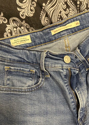 Diğer Levi S Premium Dugmeli Mavi Denim Jean