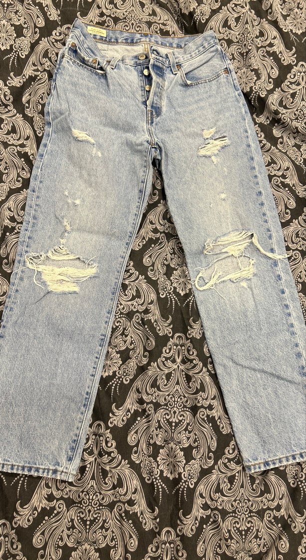 Levis 501 Düğmeli Bol Kesim Mavi Denim Kadın Jean — görsel 2/7