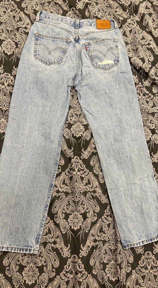 Levis 501 Düğmeli Bol Kesim Mavi Denim Kadın Jean — görsel 6/7
