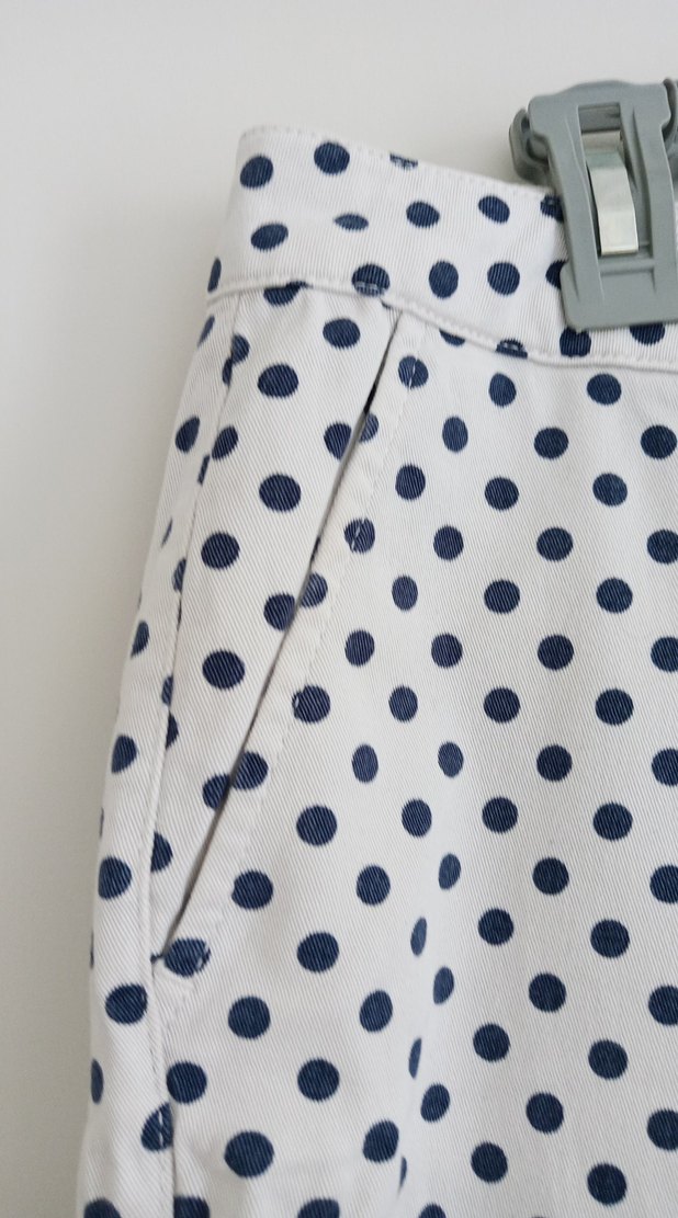 Düğmeli Beyaz renk lacivert Puantiyeli Kadın Pantolon - Görsel 2