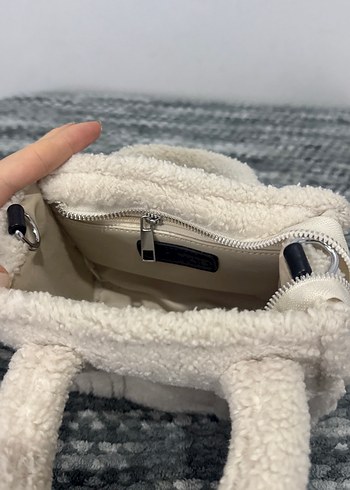 Beyaz Peluş Kadın El Çantası - Görsel 7