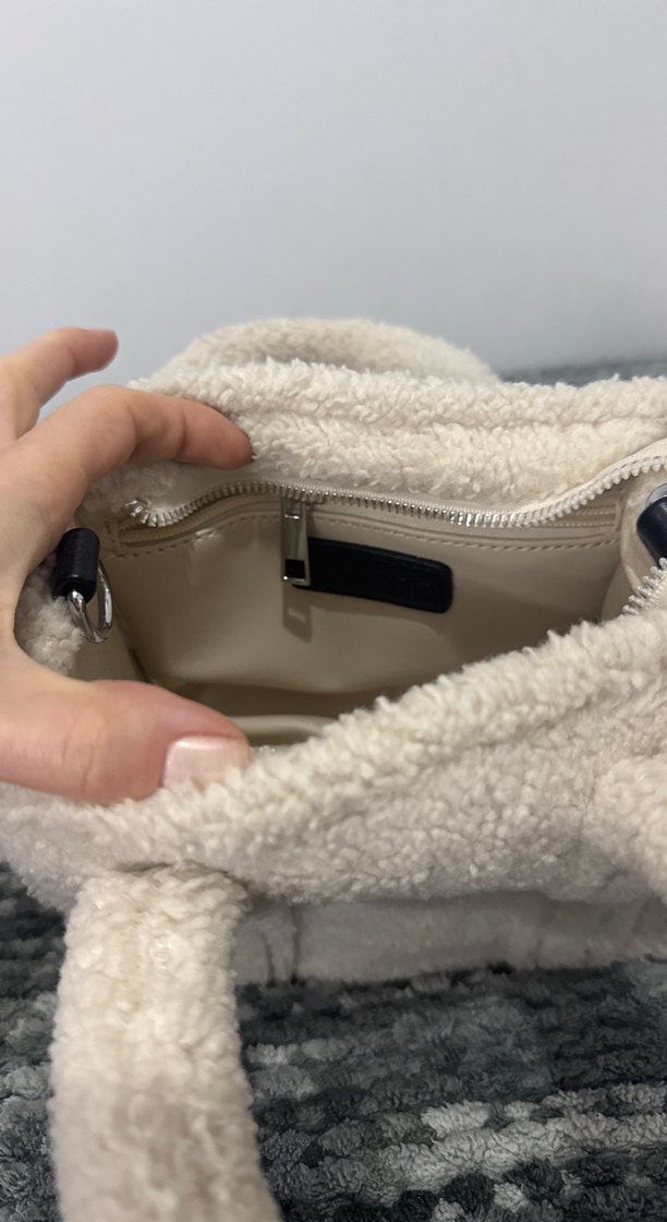 Beyaz Peluş Kadın El Çantası - Görsel 5