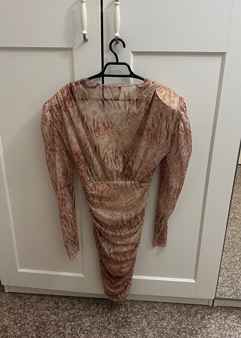 Bej Yılan Desenli Uzun Kollu Drapeli Elbise - Görsel 4