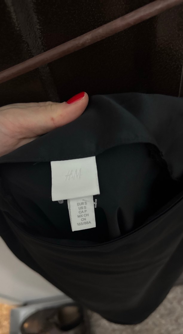 Siyah Drapeli Uzun Askılı Elbise - Görsel 5