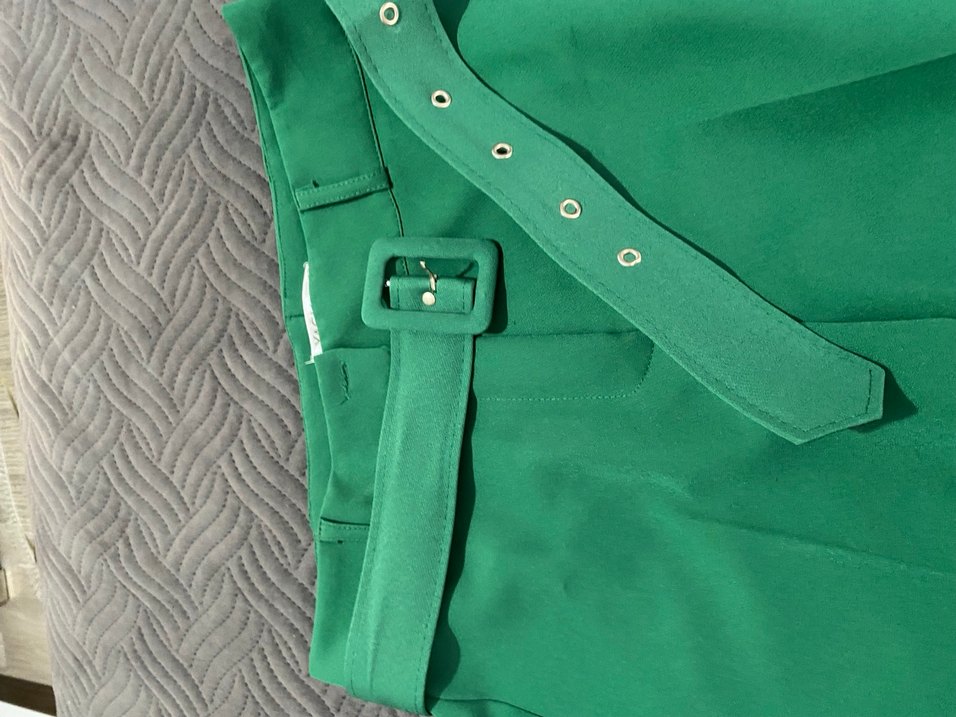 Kadın Yeşil Kemerli Kumaş Pantolon - Görsel 2