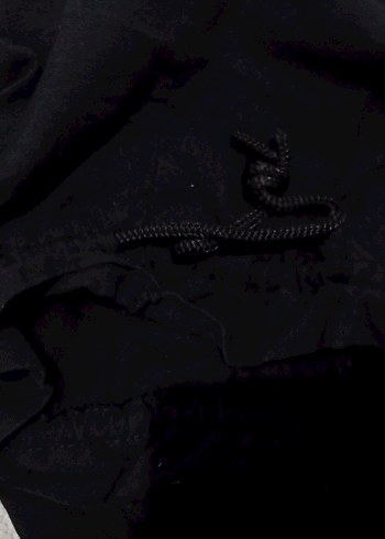 Baskılı Siyah damacana örtüsü - Görsel 4