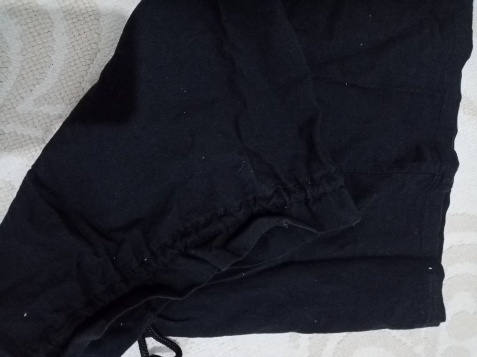 Baskılı Siyah damacana örtüsü - Görsel 3