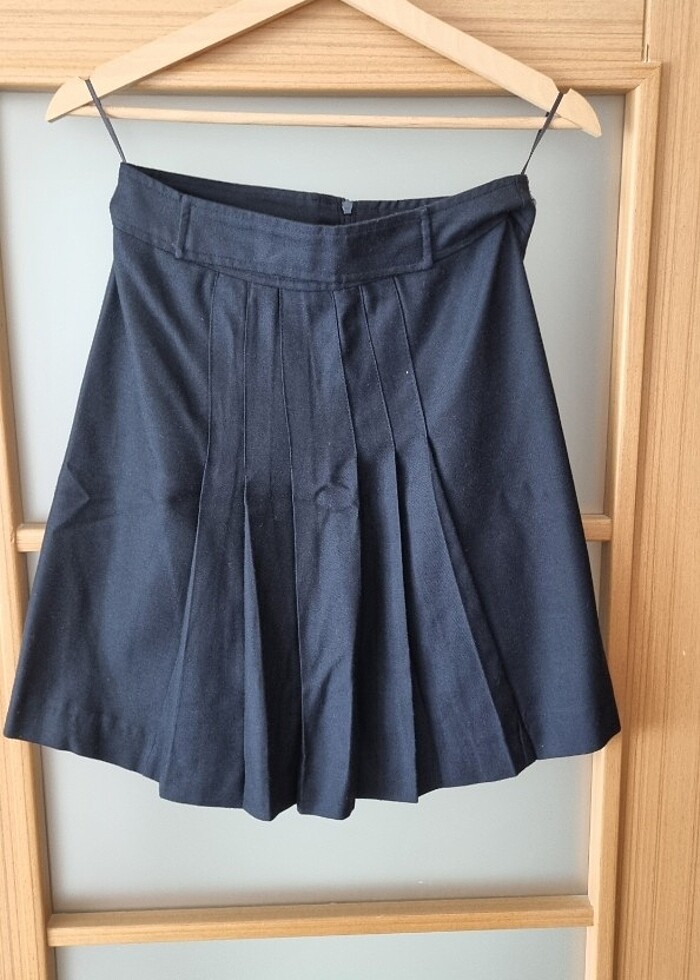 Önü piliseli diz üstü etek - Görsel 3