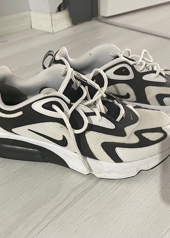 Beyaz Siyah Desenli Yüksek Topuklu Erkek Spor Ayakkabı - Görsel 3