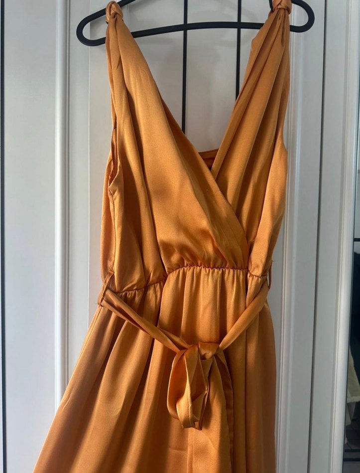 Saten elbise - Görsel 2