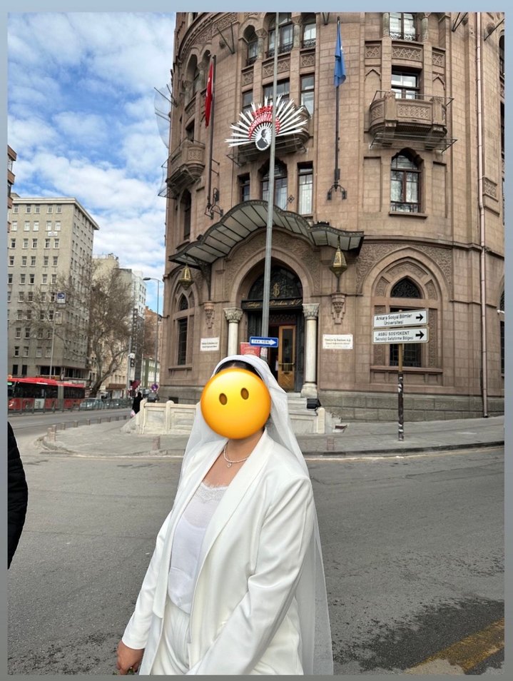 Beyaz takım elbise - Görsel 4