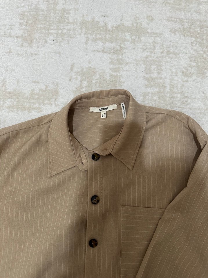 Bej Düğmeli Uzun Kollu Gömlek - Görsel 2