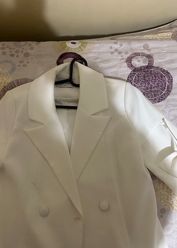 Kadın Beyaz Düğmeli Midi Blazer Ceket - Görsel 2