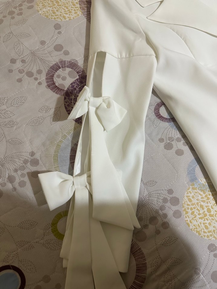 Kadın Beyaz Düğmeli Midi Blazer Ceket - Görsel 4