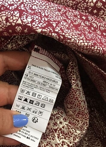 10 Yaş Beden kırmızı Renk United colors of benetton 10-11 yaş